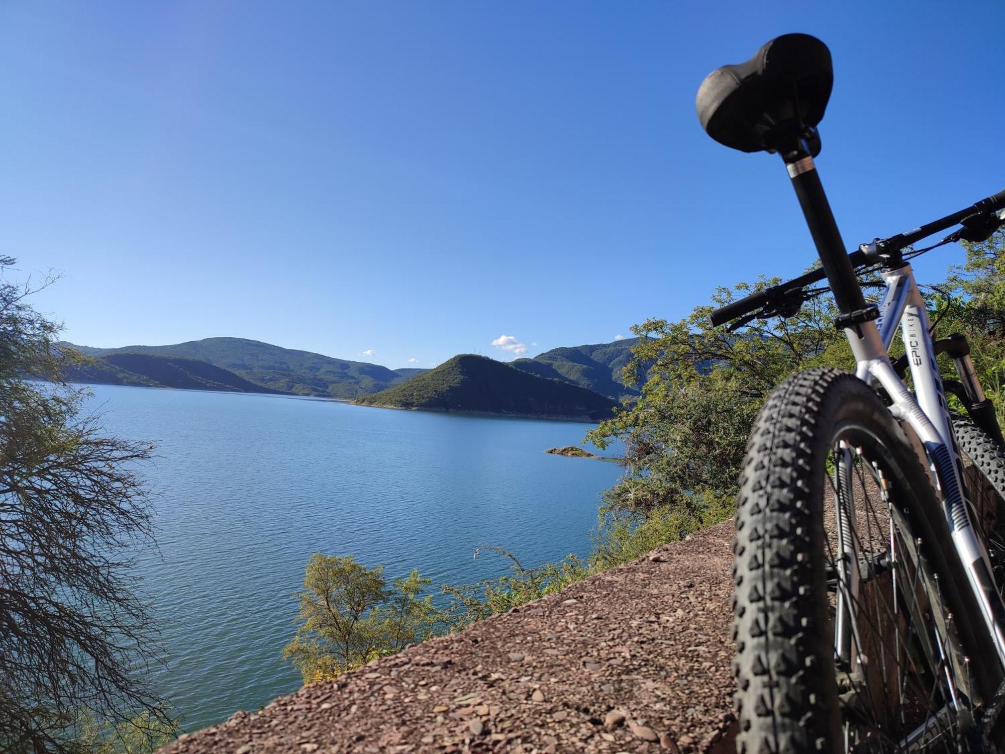Terrazas Del Lago Cabra Corral Kültér fotó