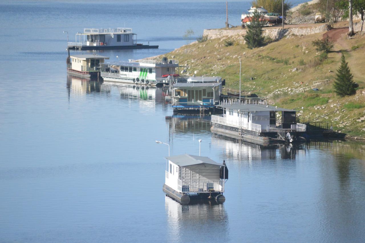 Terrazas Del Lago Cabra Corral Kültér fotó