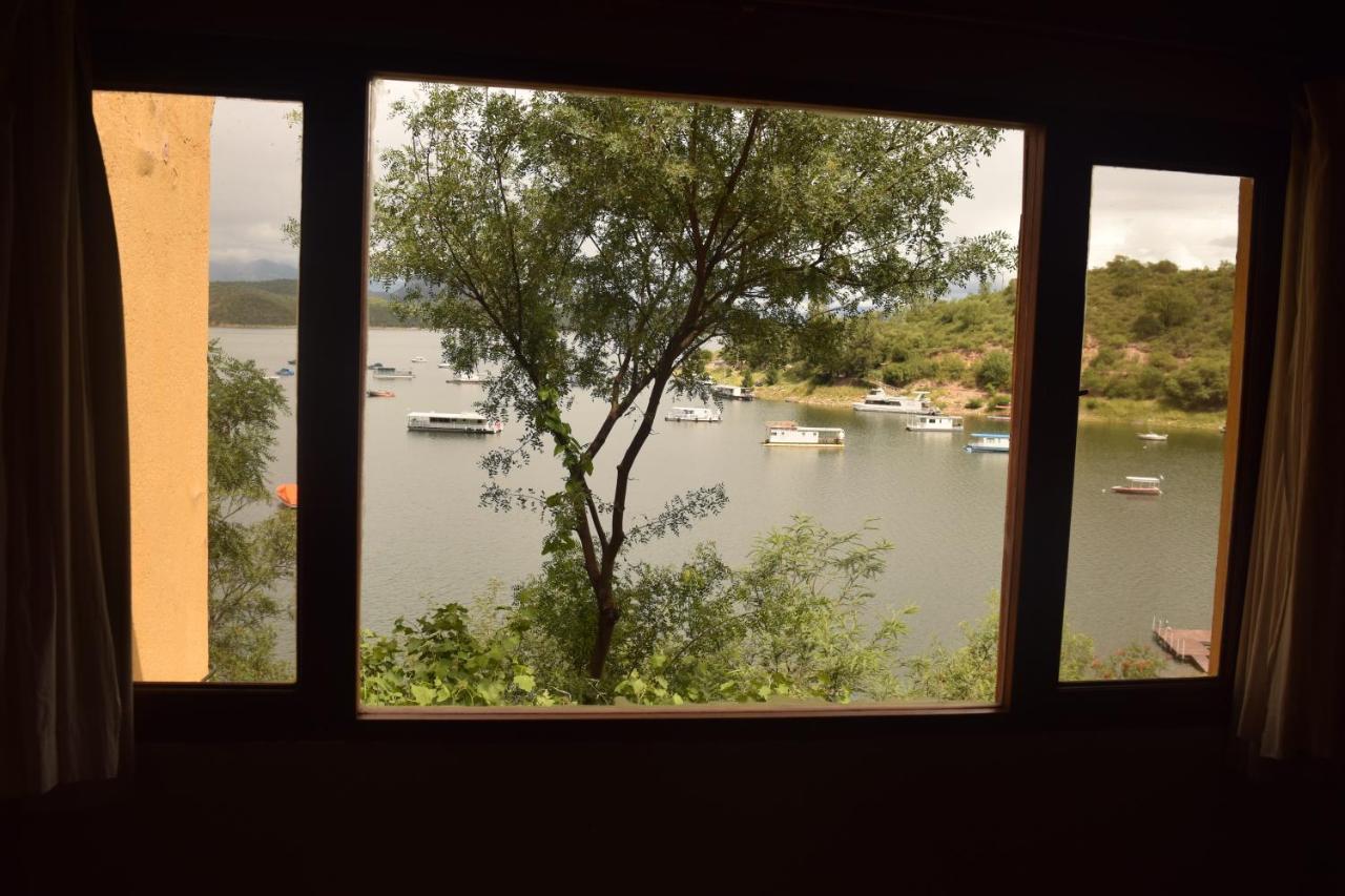 Terrazas Del Lago Cabra Corral Kültér fotó